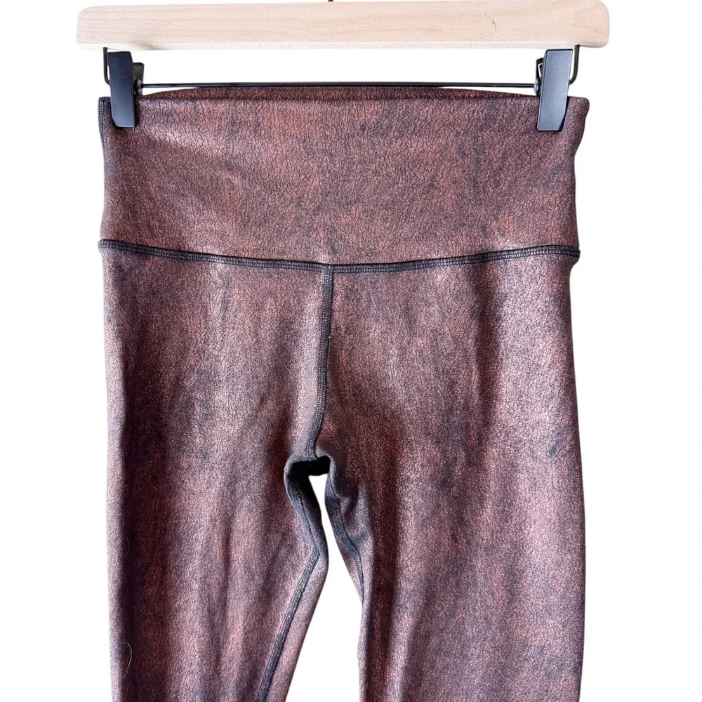Alo Yoga‎ High Waist Airbrush Leggings M Metallic Cracked Foil Copper Bronze